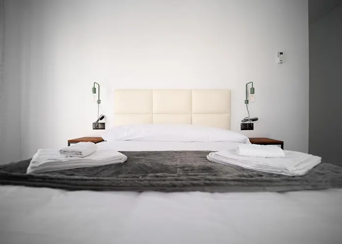 La Encarnacion Appartamento *